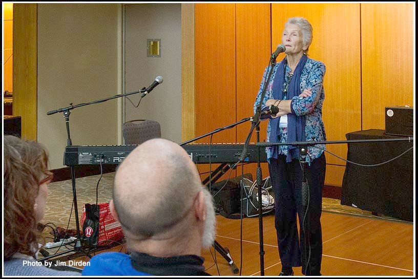 remembering-seeger_peggy-seeger_music-camp_ifac2015_03_7480